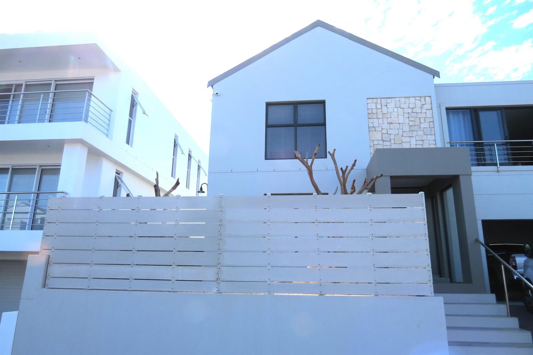 Image 5 of 6