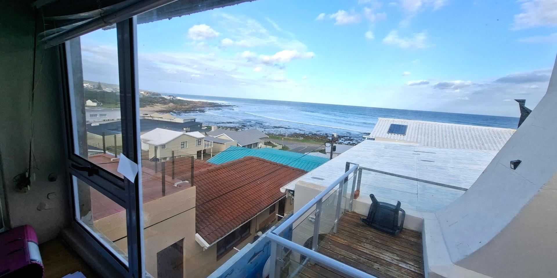 Image 2 of 6