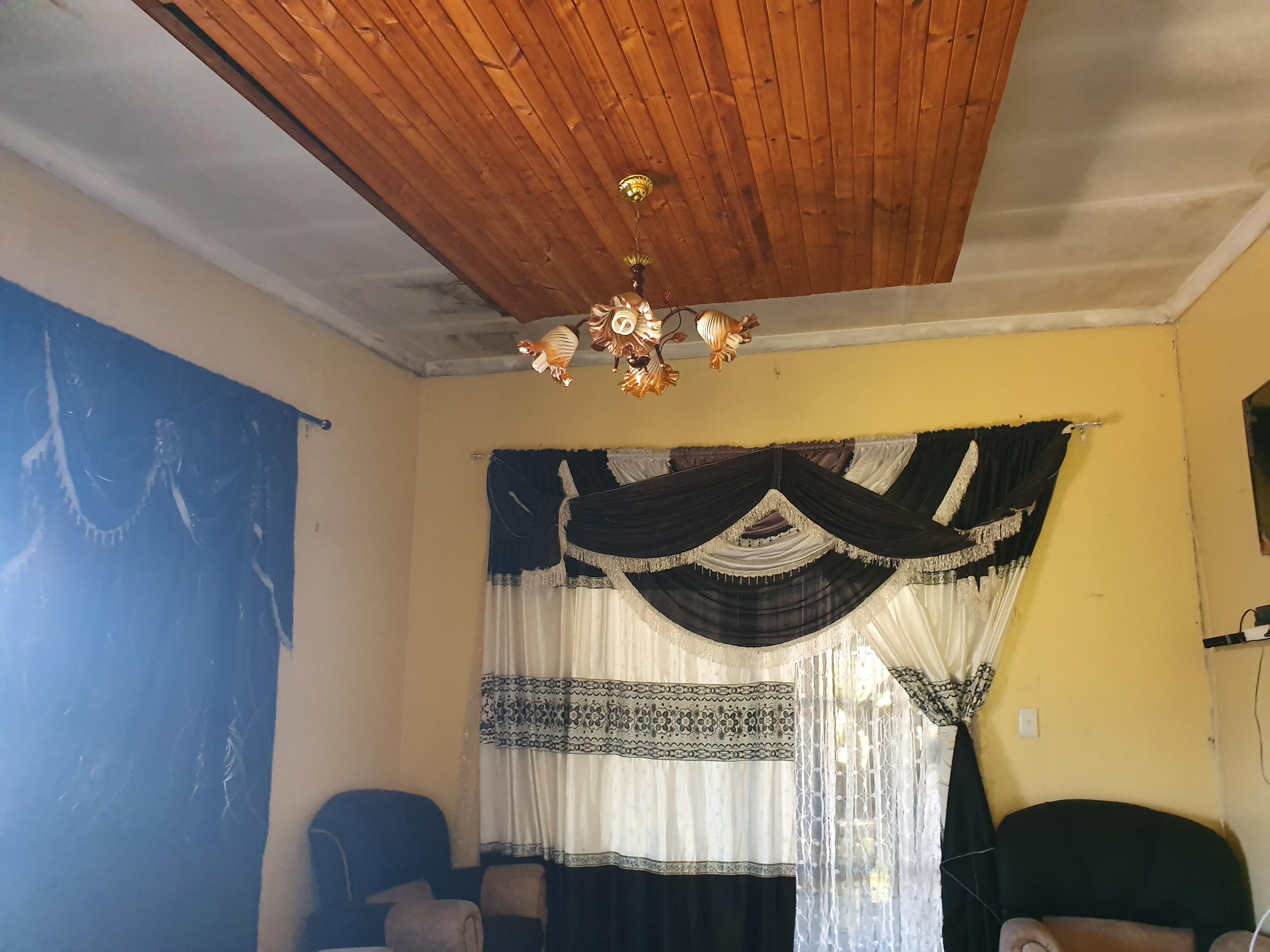 Image 3 of 6