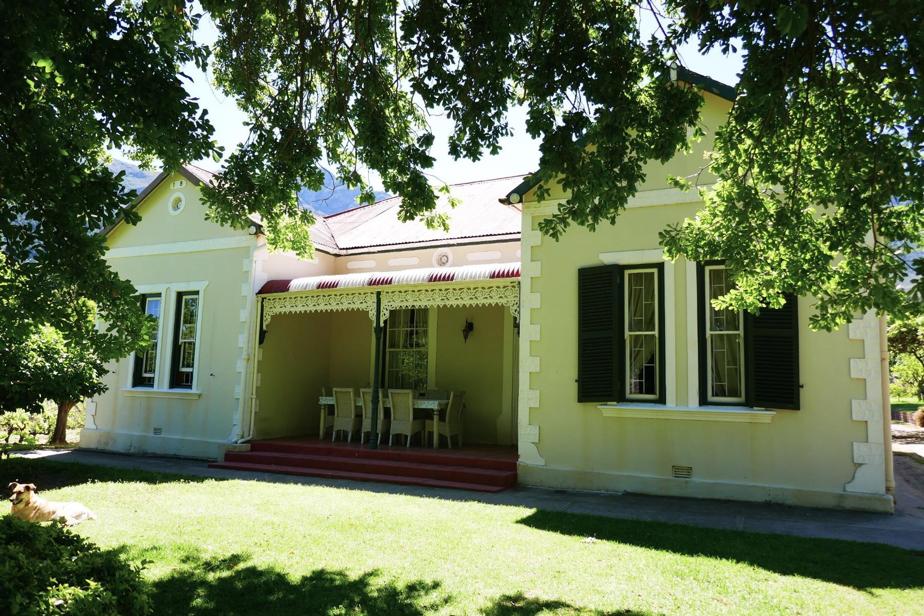 Image 4 of 6