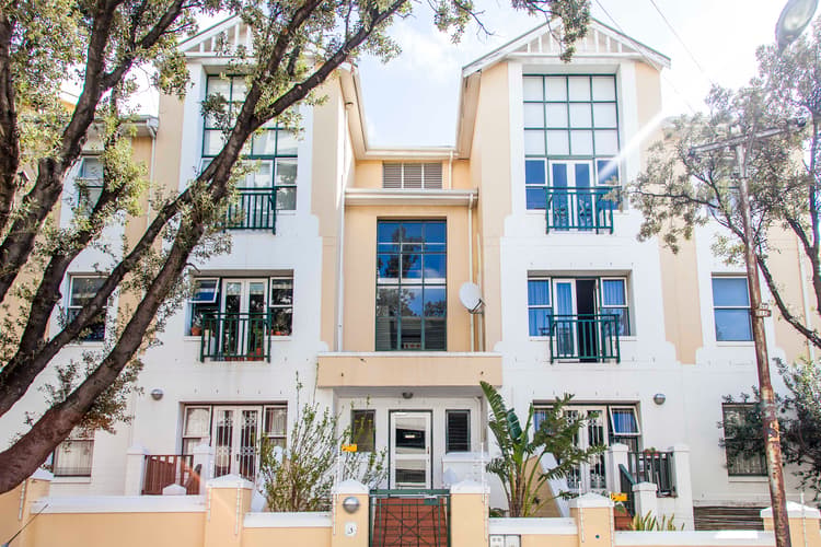 Main property image