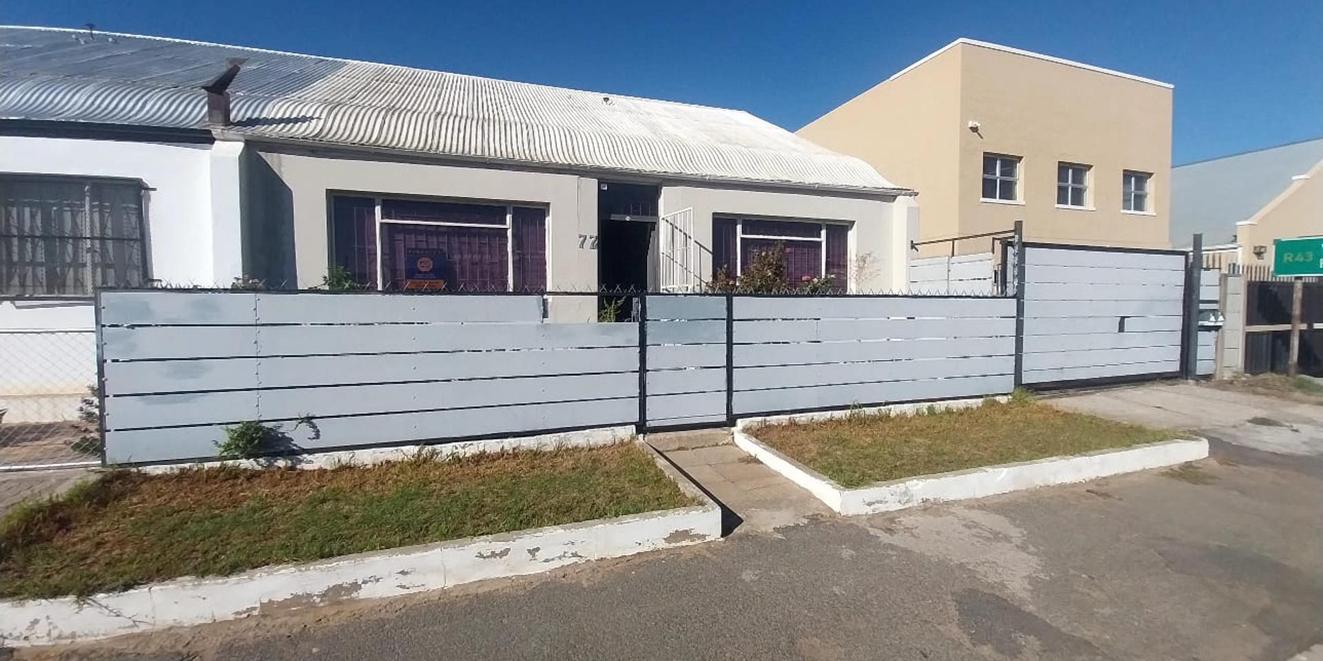 Image 2 of 6