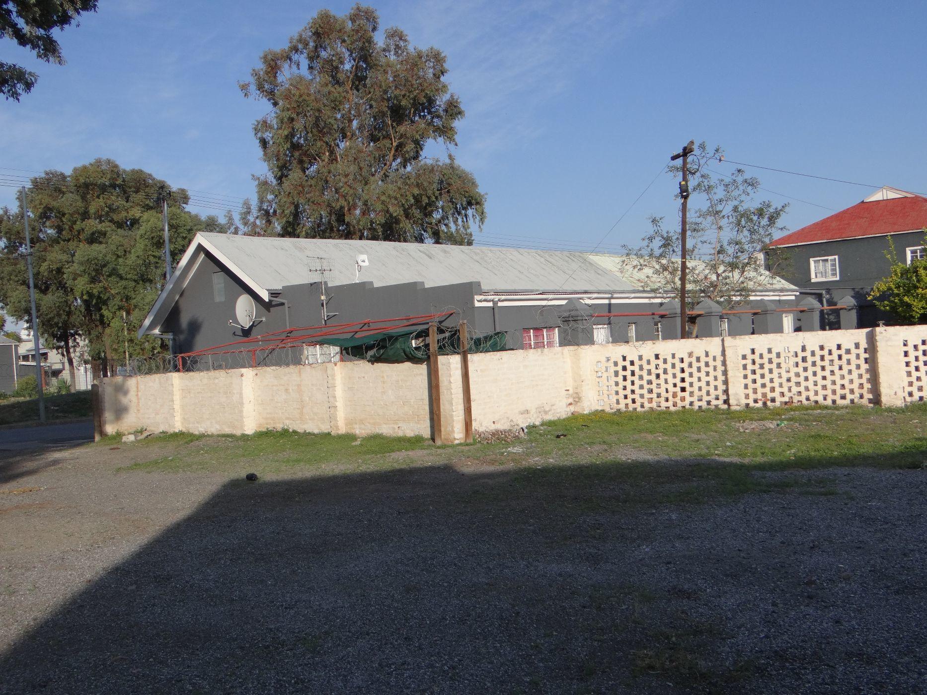 Image 5 of 6