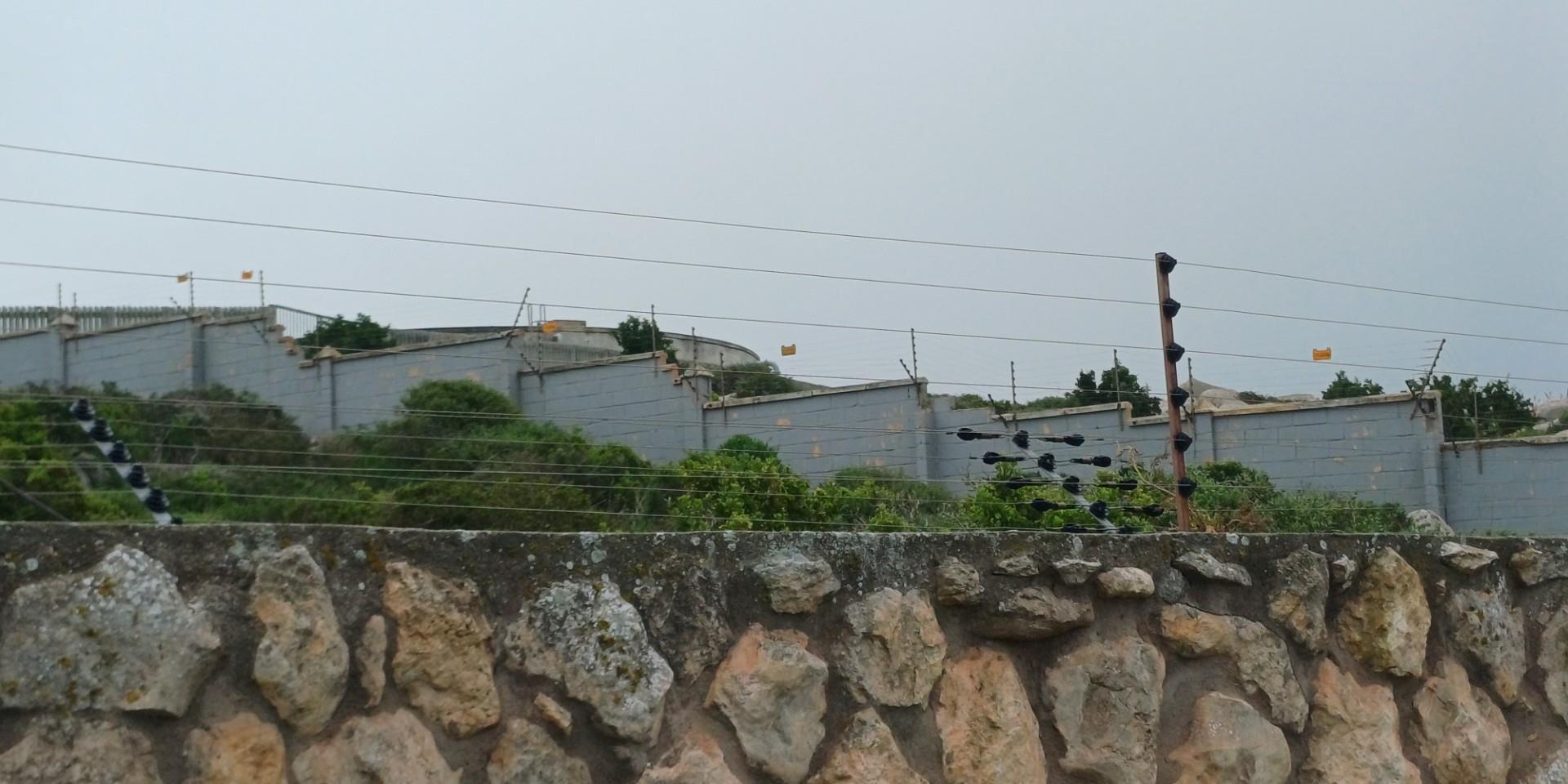 Image 4 of 6