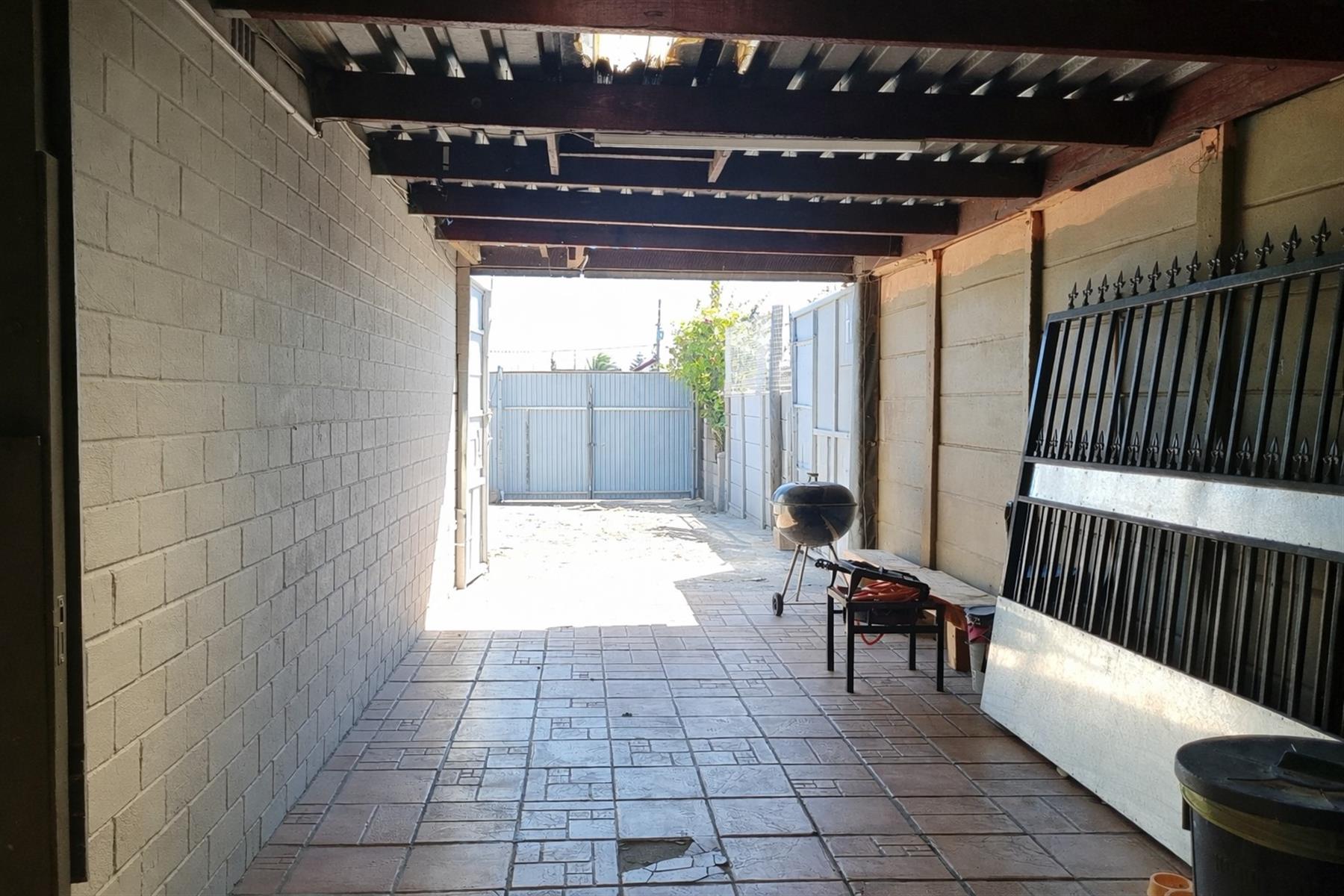 Image 28