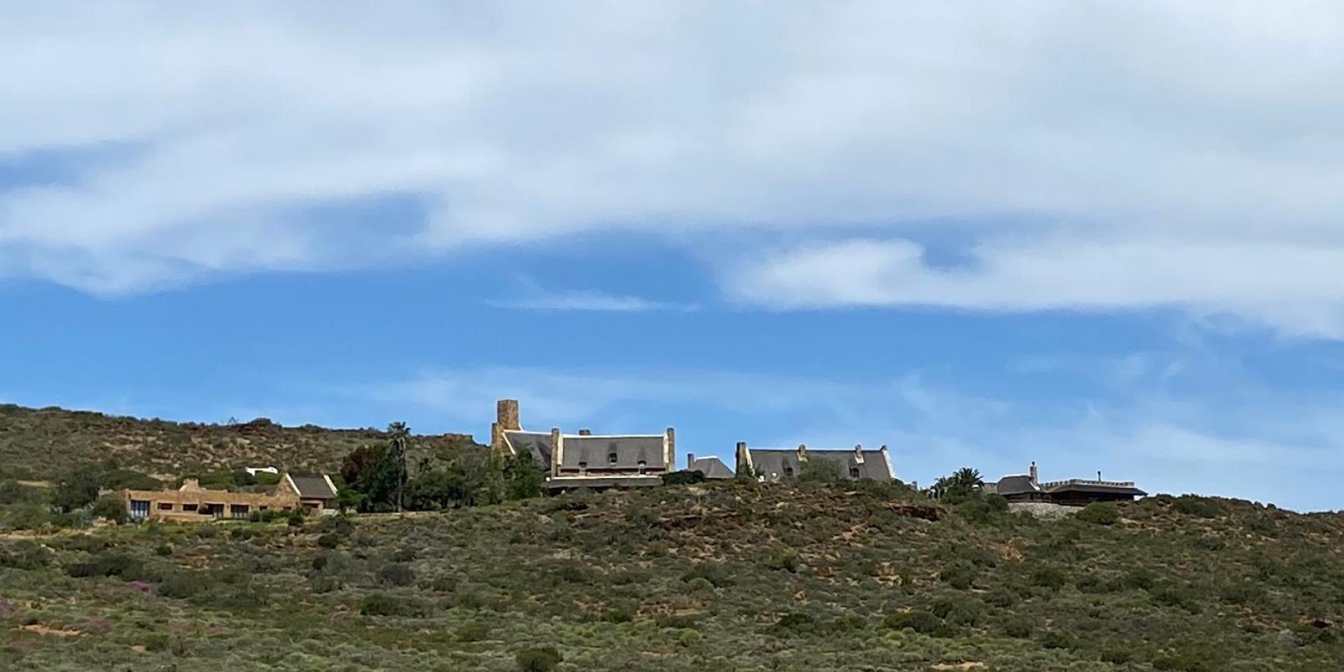 Image 2 of 6