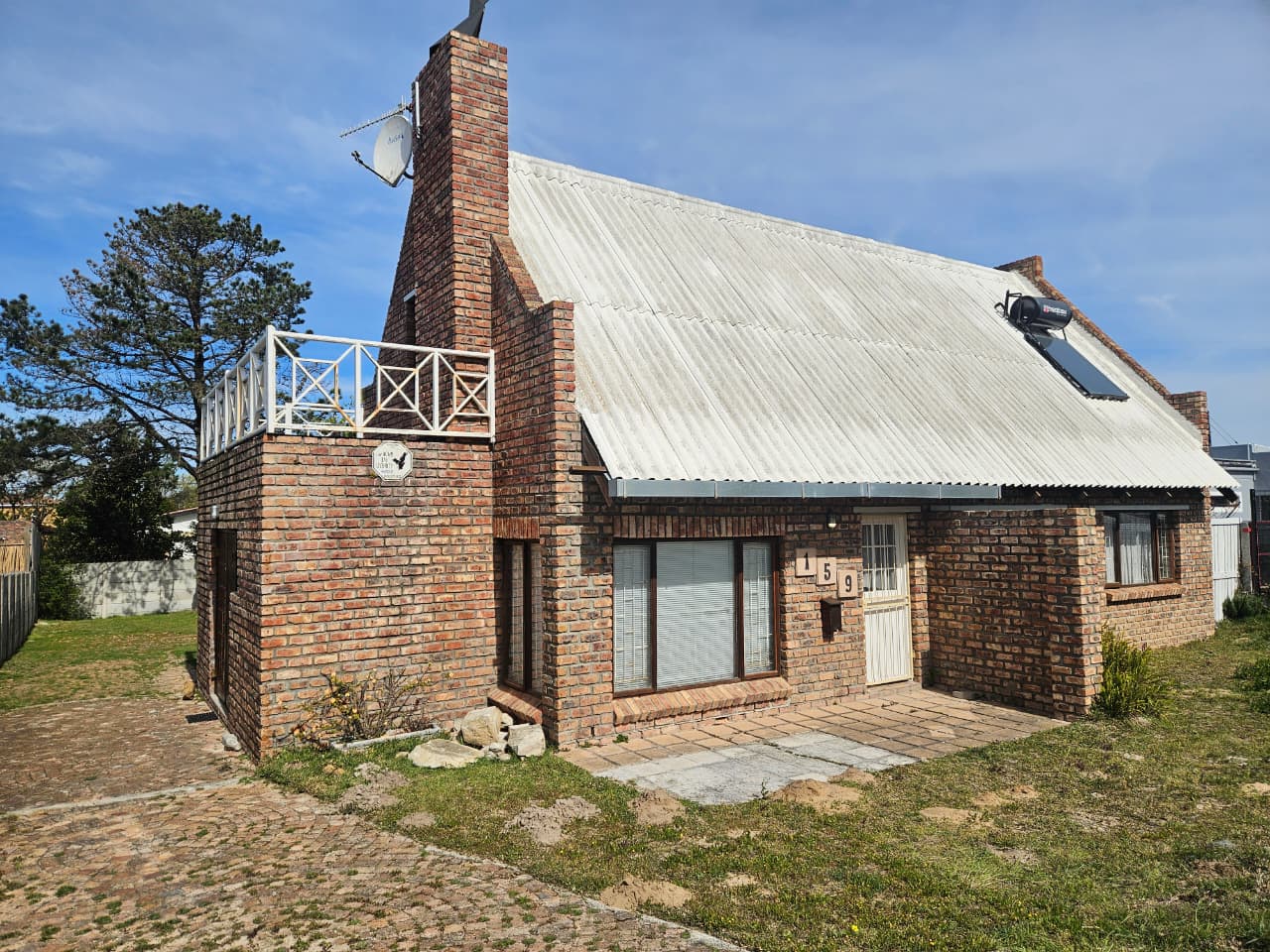 Image 1 of 6