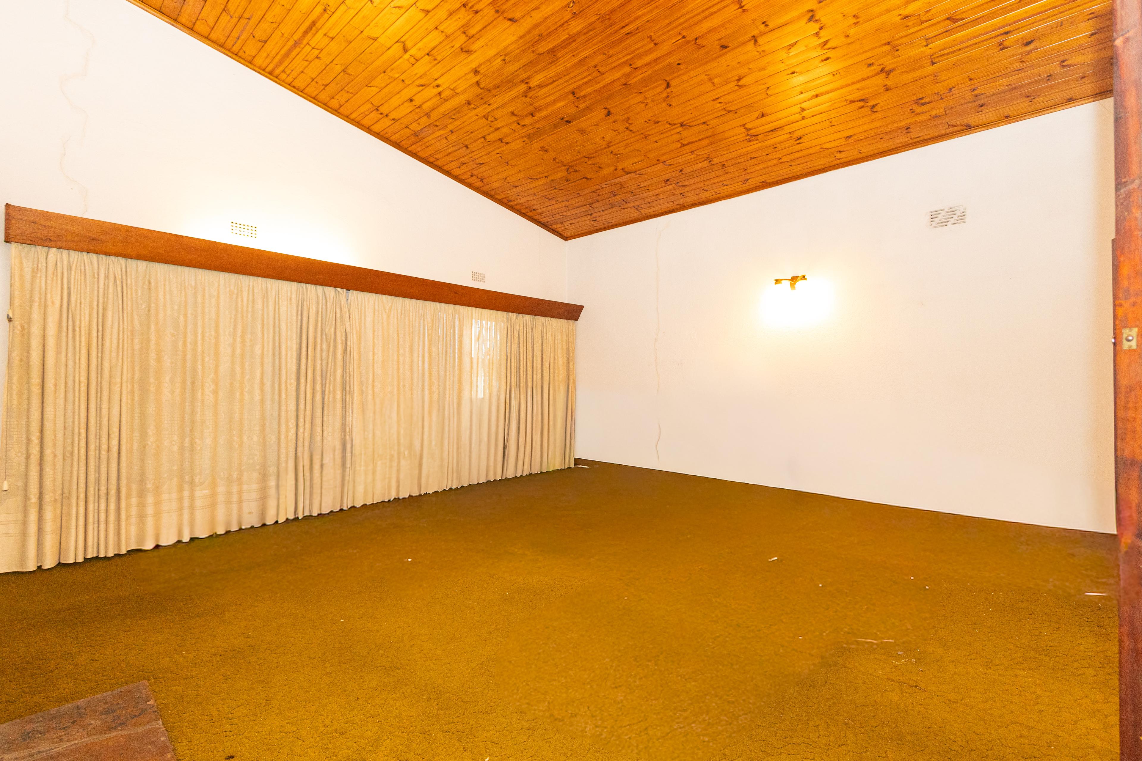 Image 5 of 6