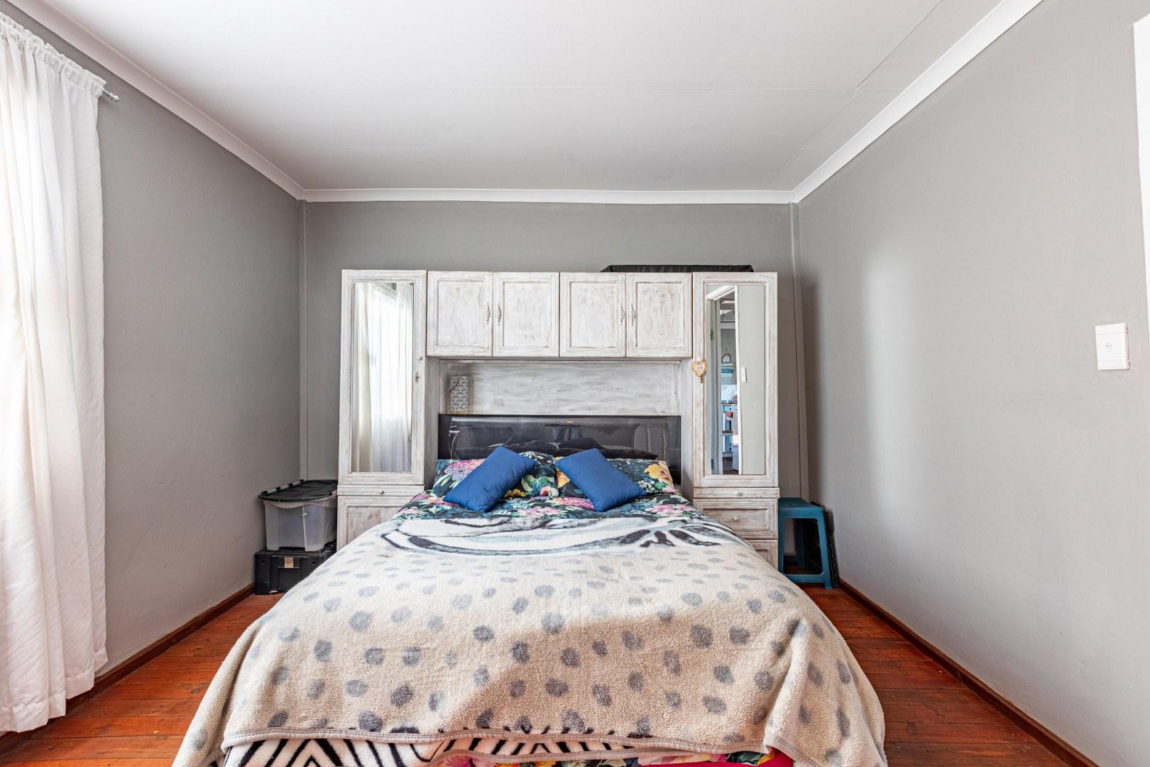 Image 15