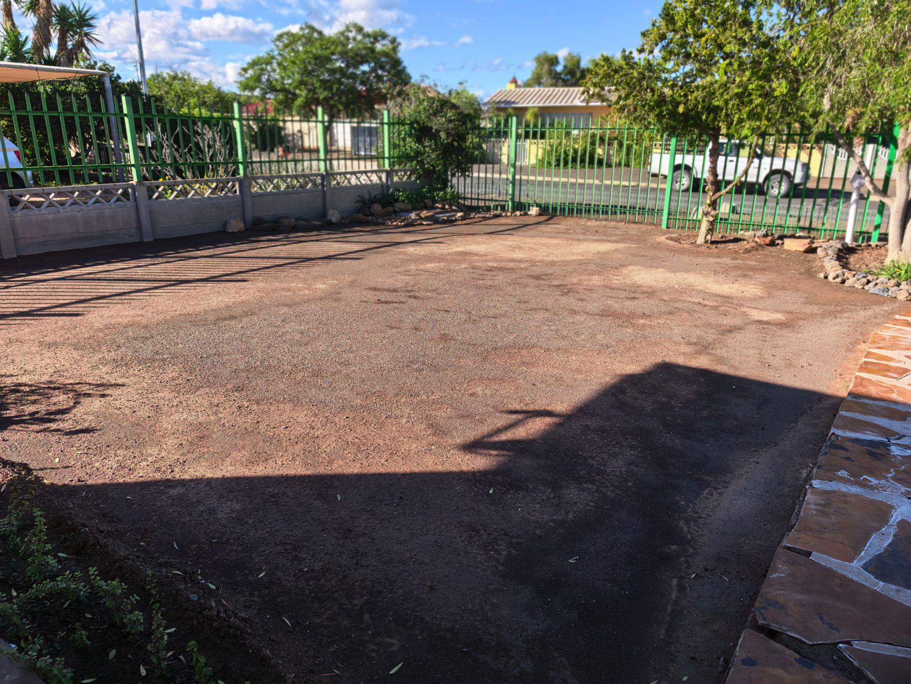 Image 4 of 6
