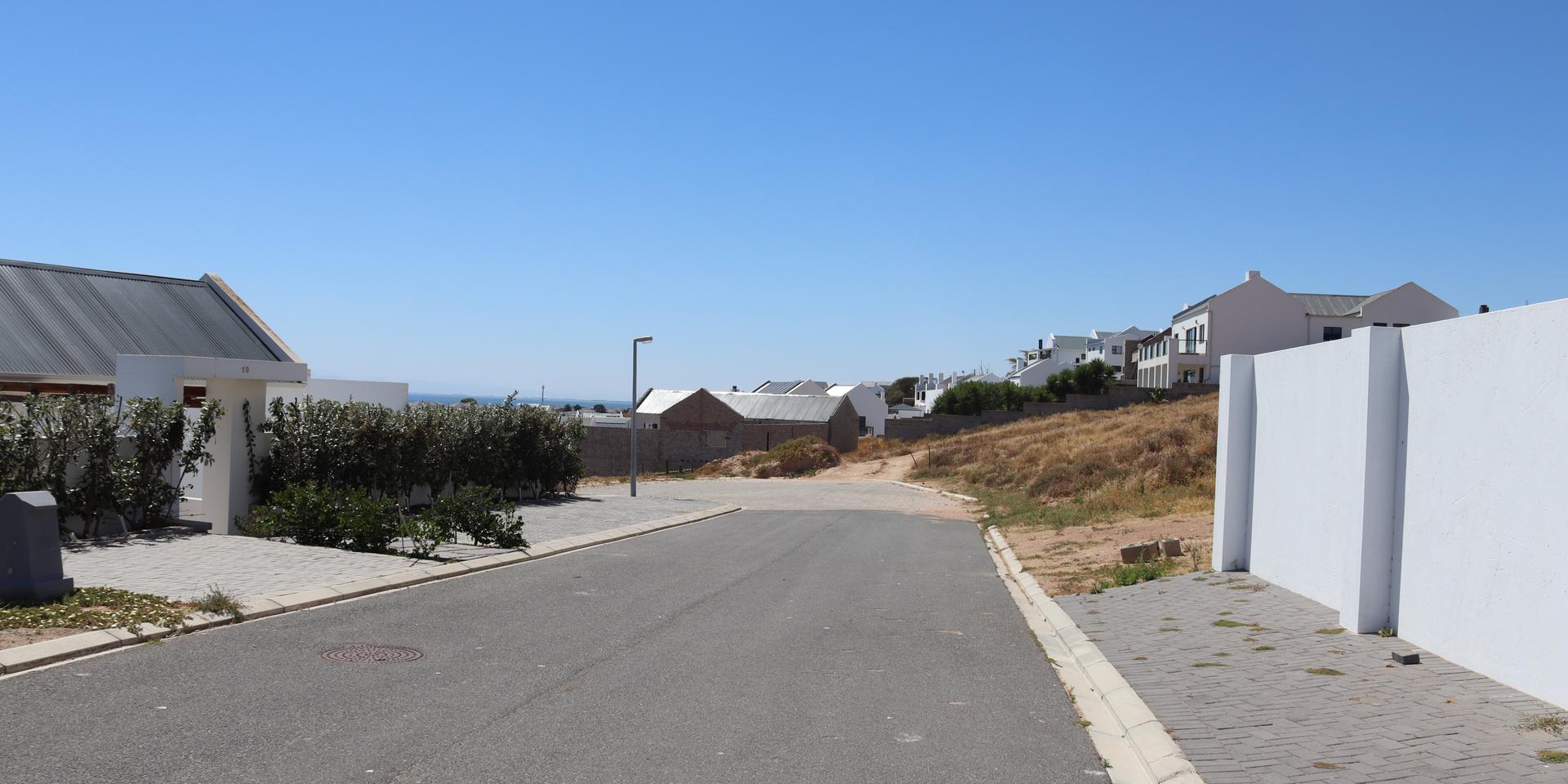 Image 4 of 6