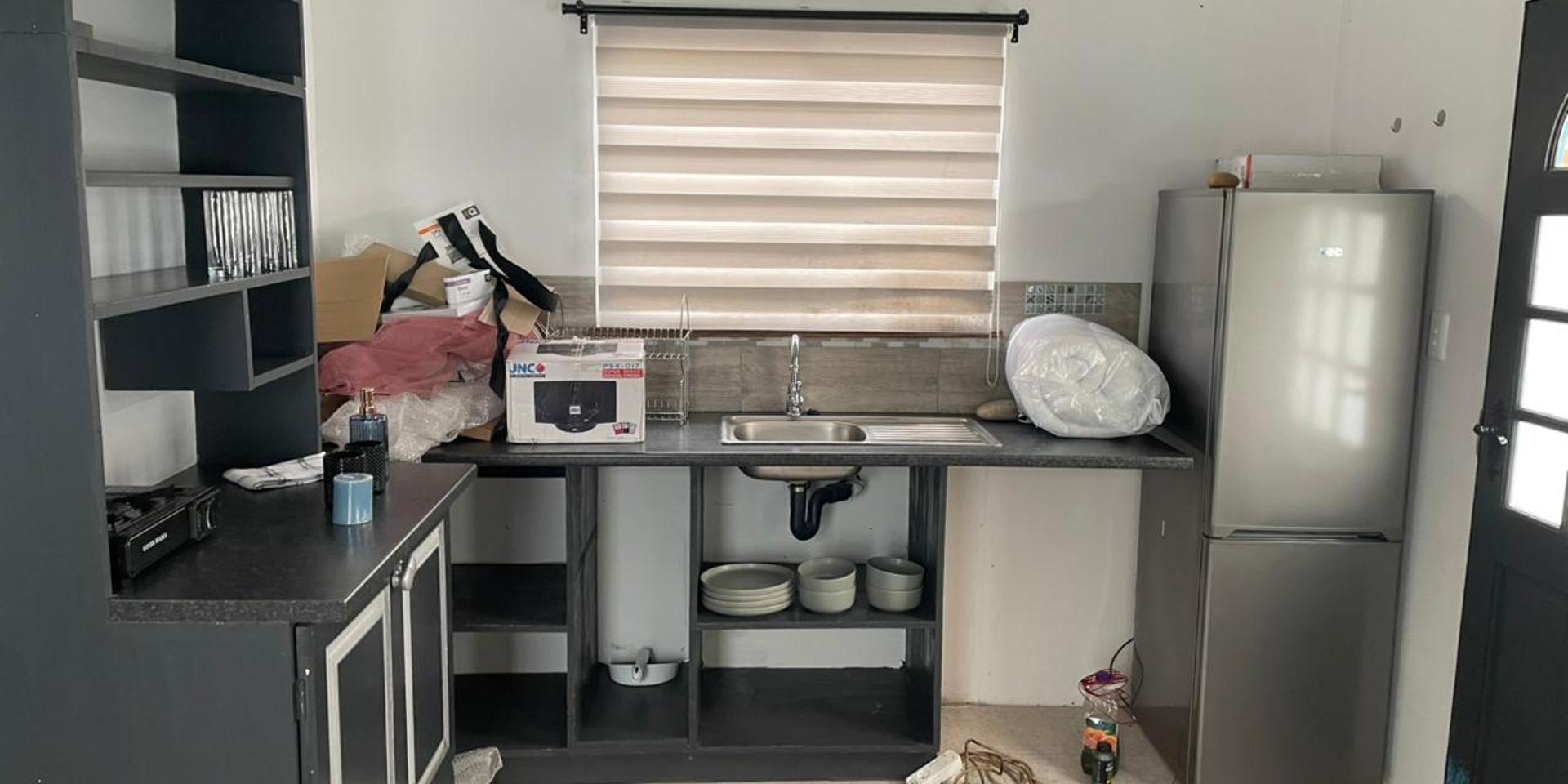Image 5 of 6