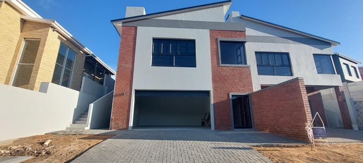 Main property image