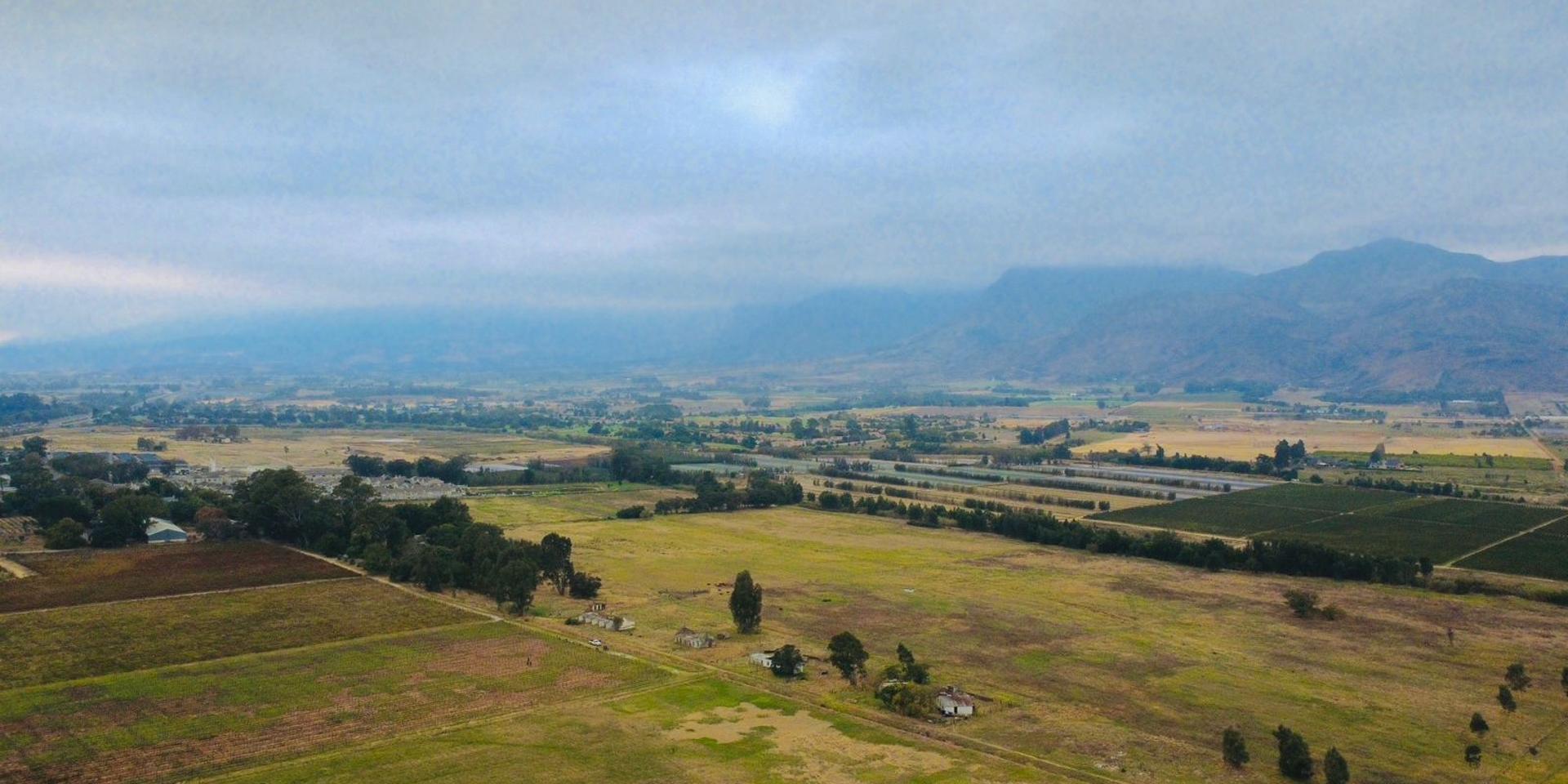 Image 2 of 6