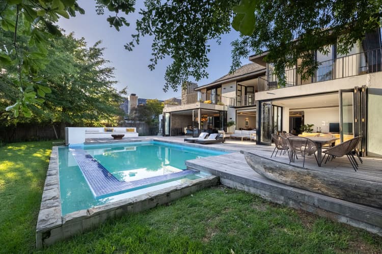 Main property image