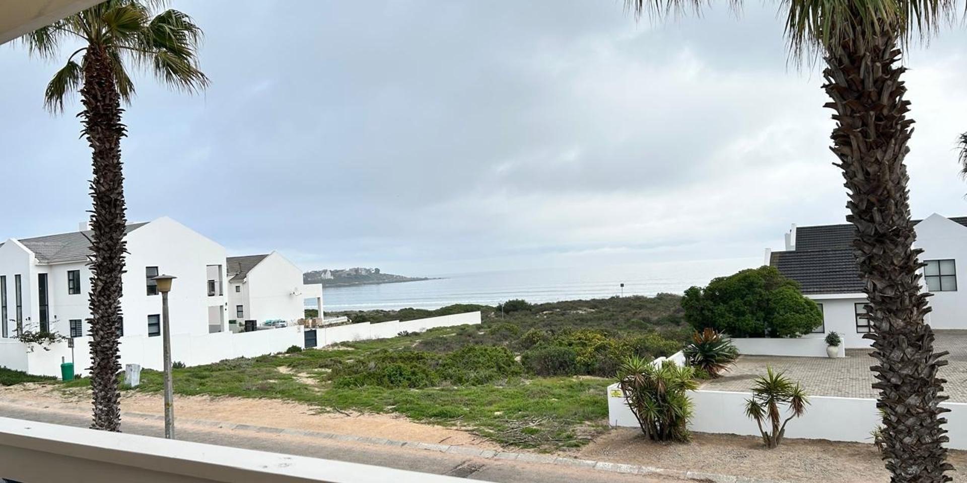 Image 4 of 6