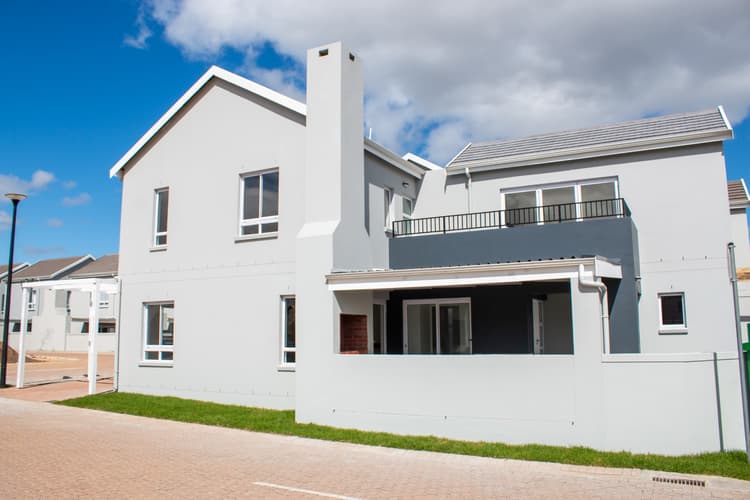 Main property image