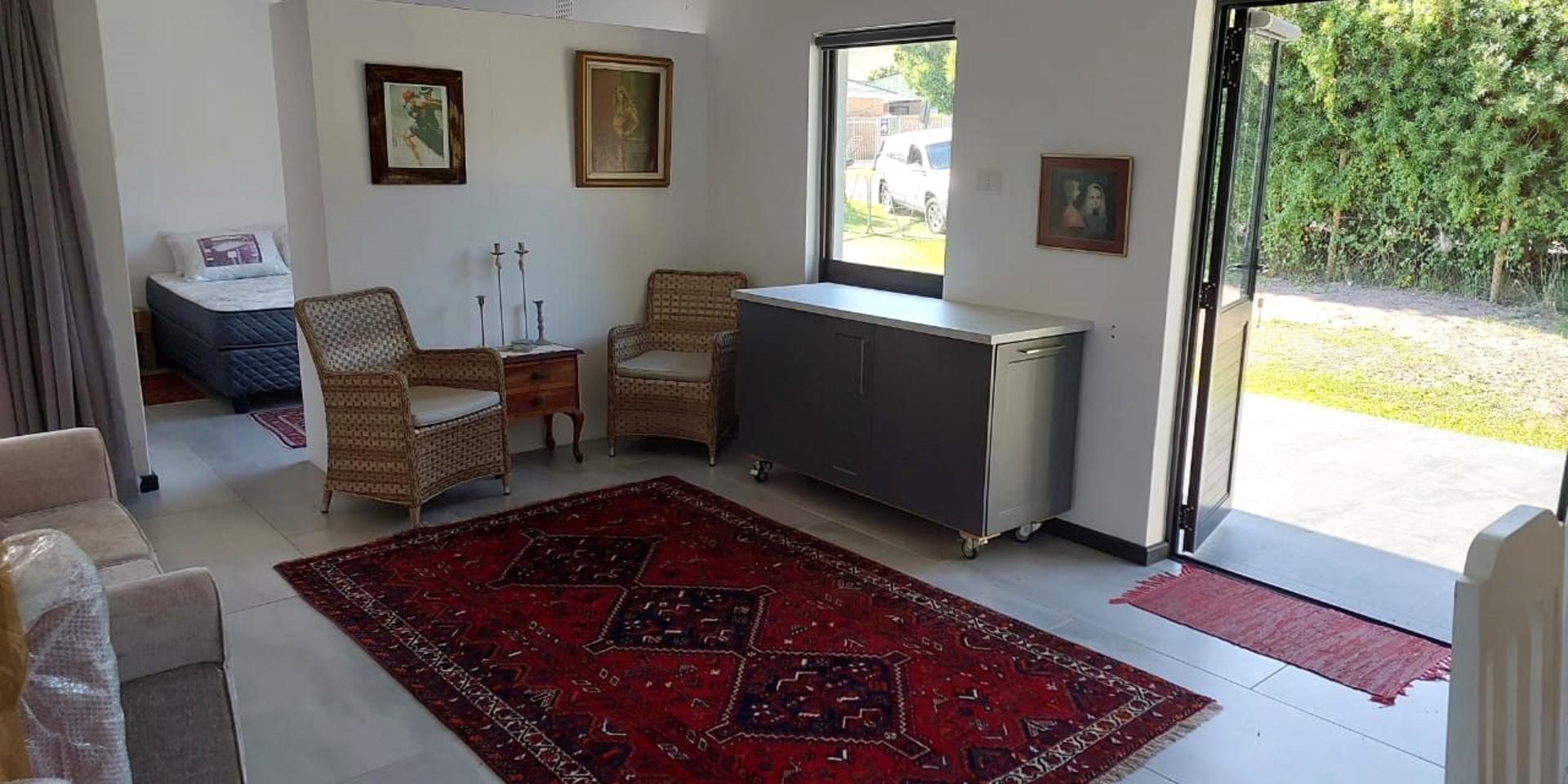 Image 4 of 6