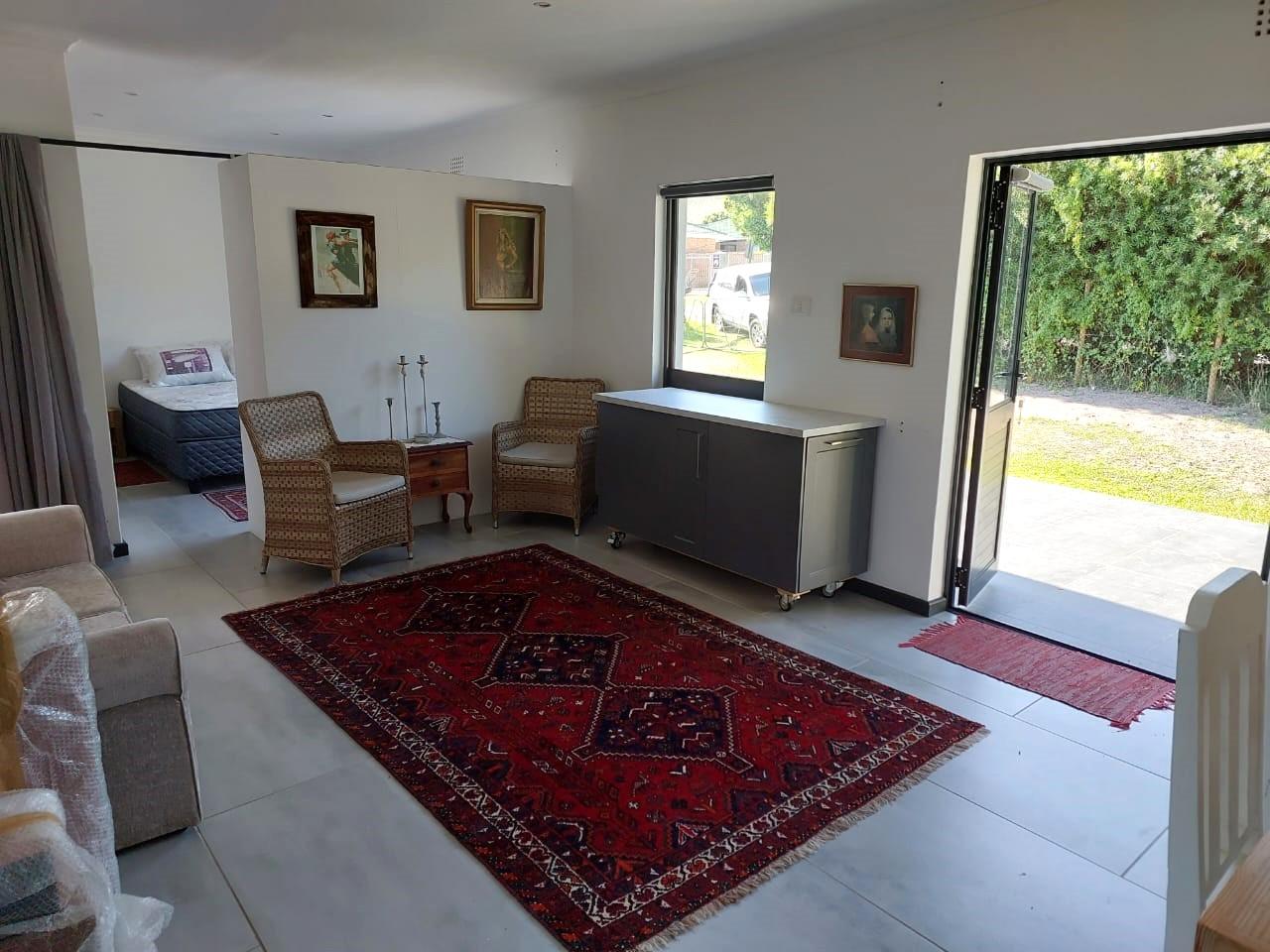 Image 4 of 6
