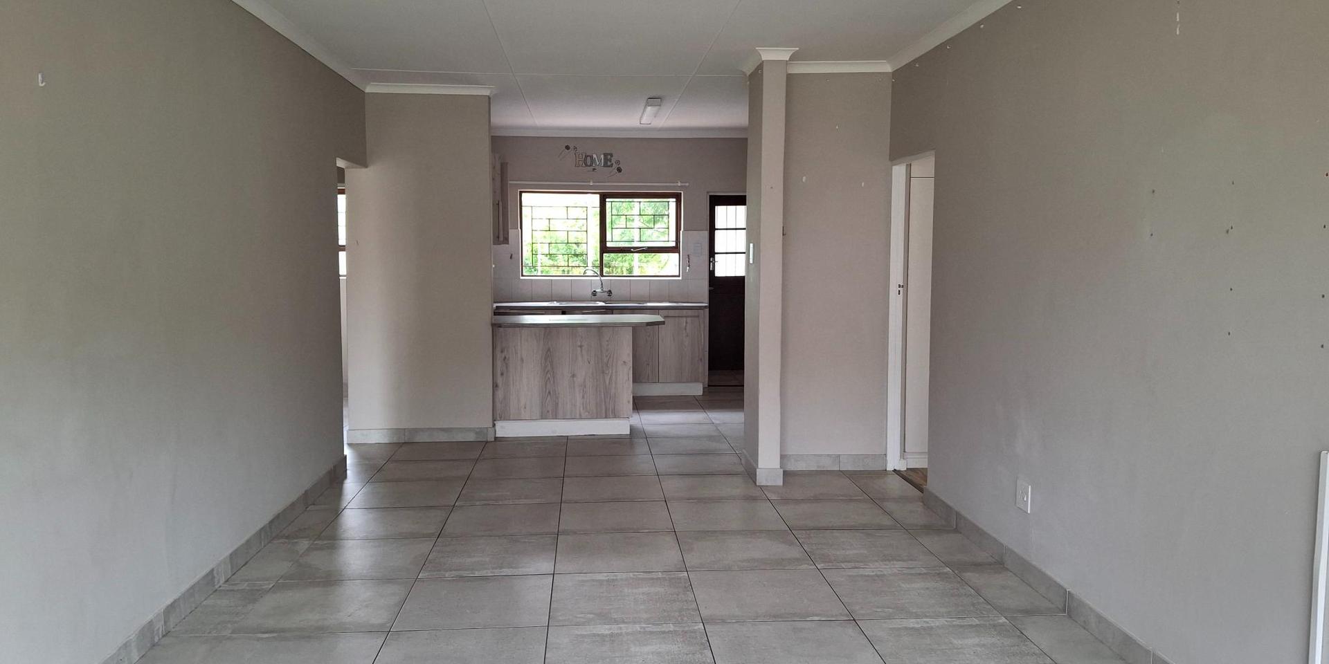 Image 2 of 6