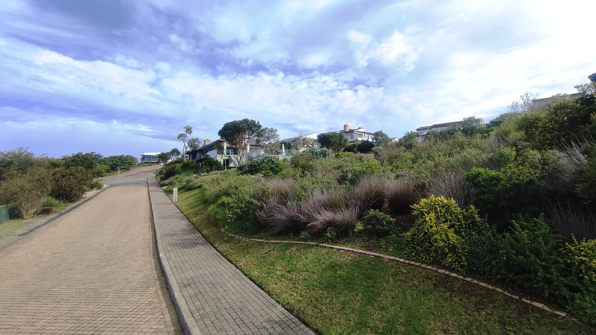Image 4 of 6