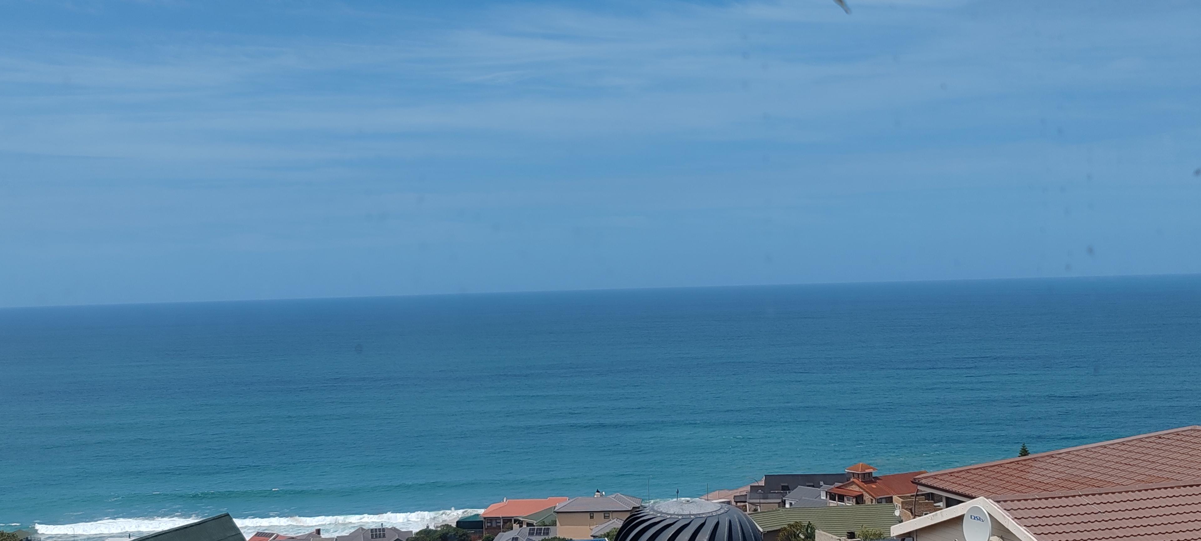 Image 2 of 6