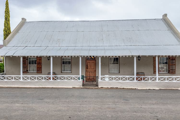 Main property image
