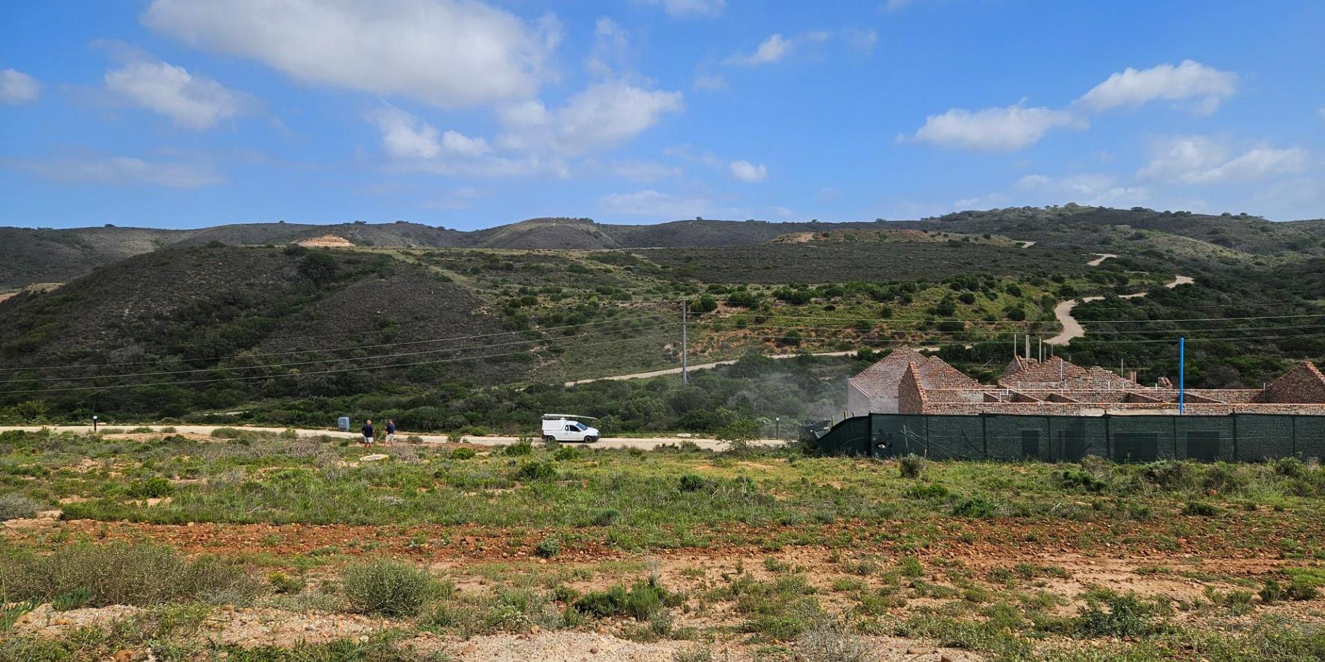Image 2 of 6