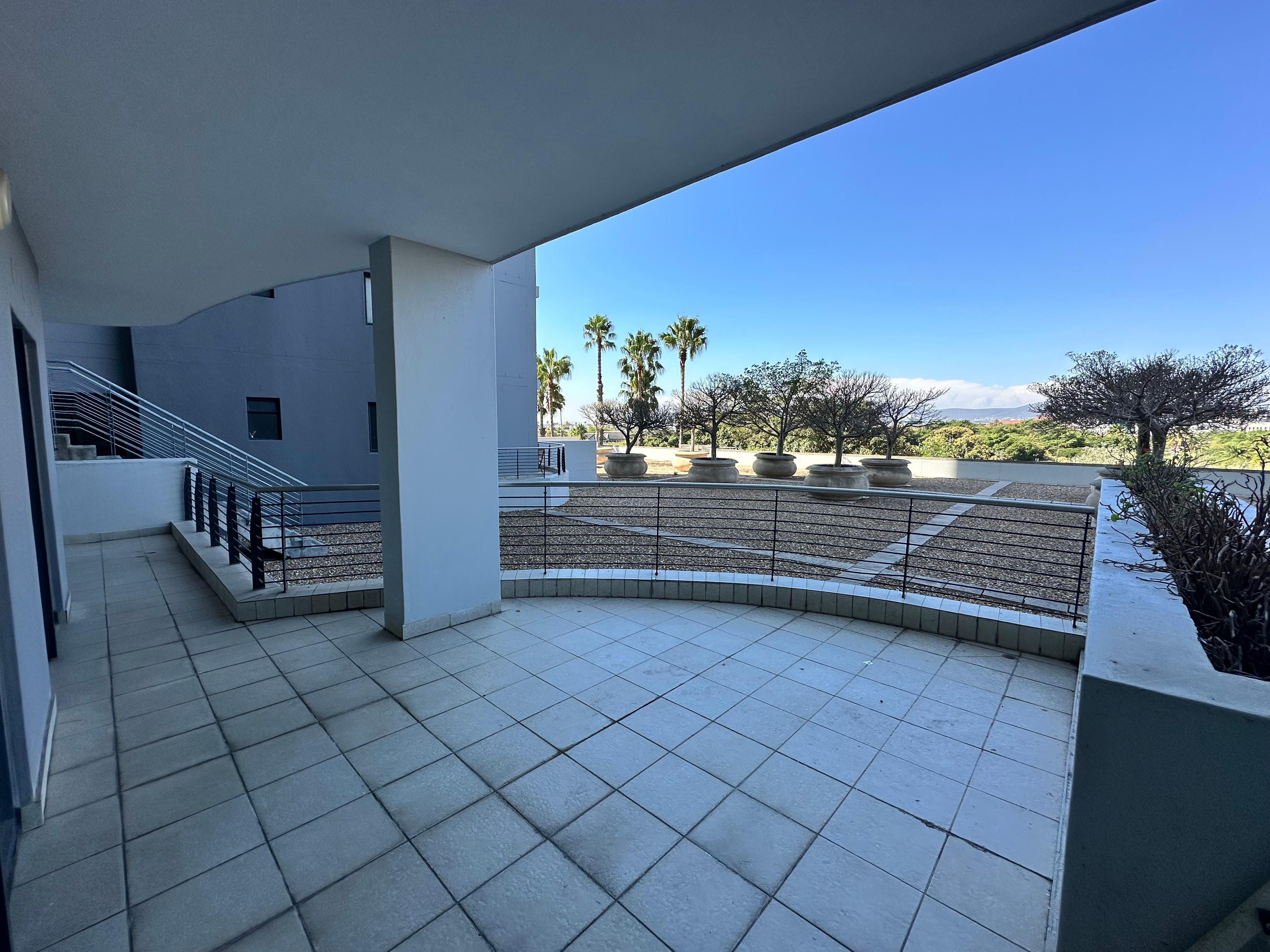 Image 3 of 6