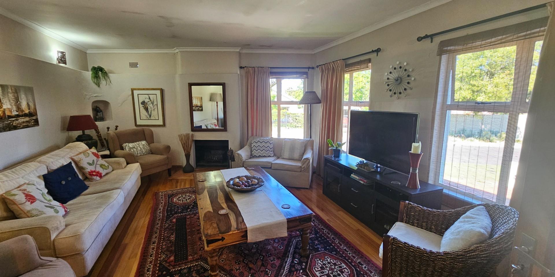 Image 4 of 6