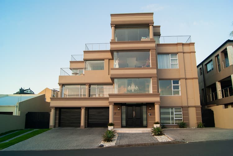 Main property image