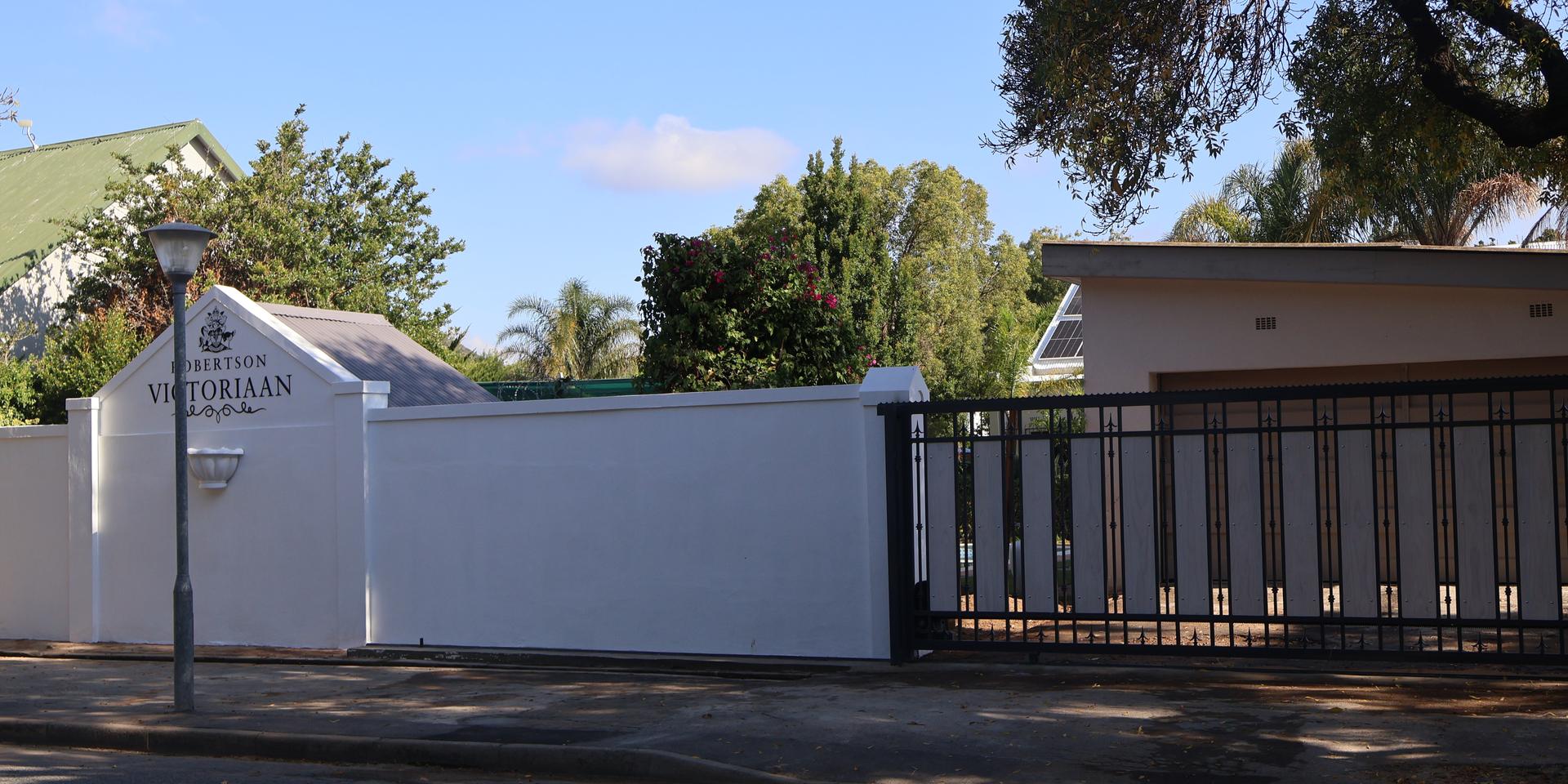 Image 5 of 6
