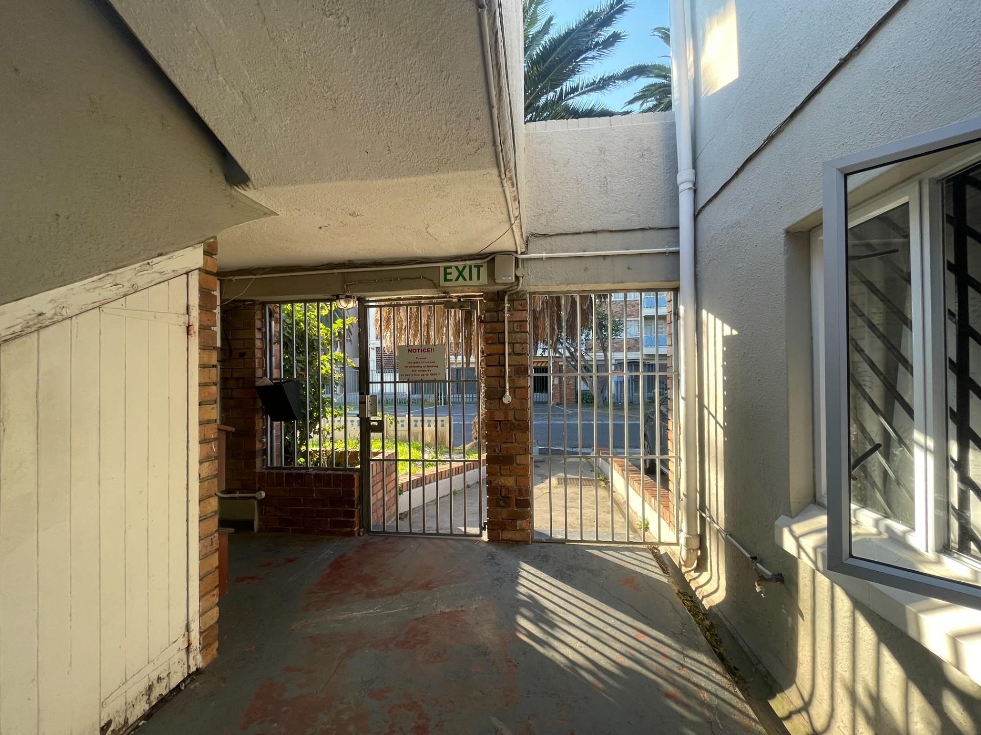 Image 5 of 6