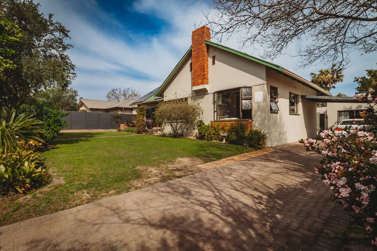 Main property image
