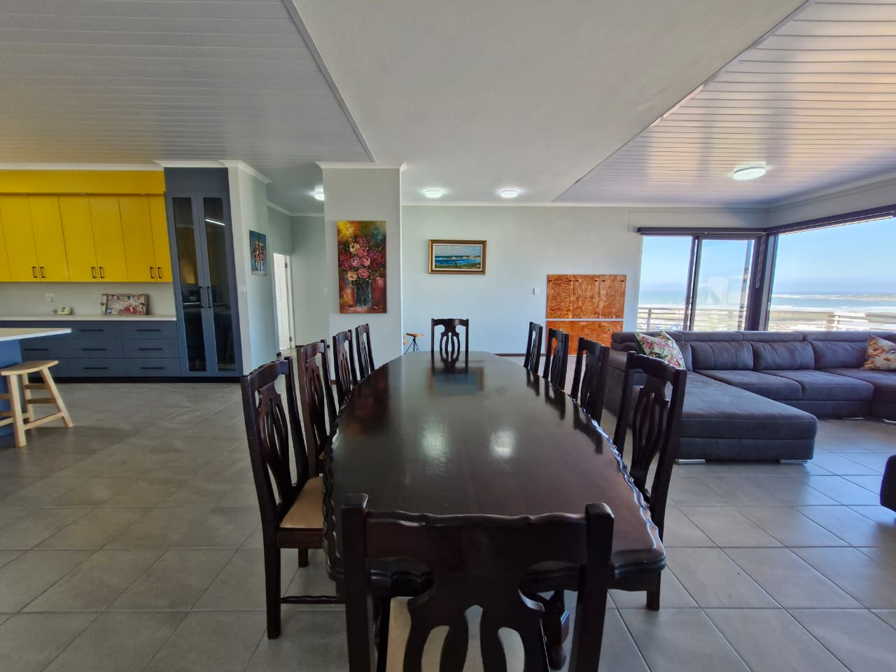 Image 4 of 6