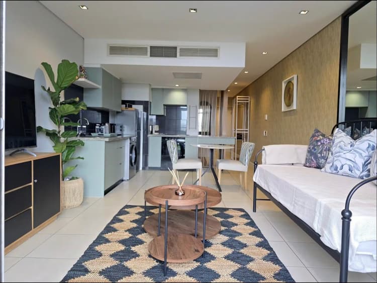 Main property image