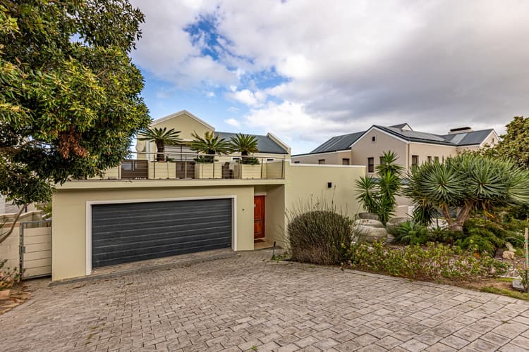 Main property image