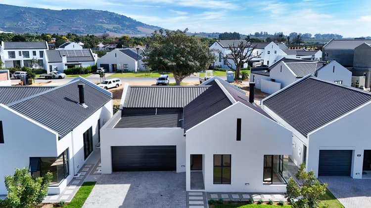 Main property image