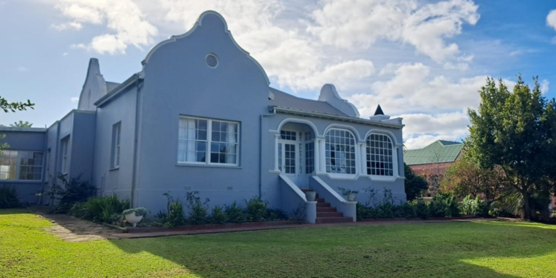 Image 4 of 6