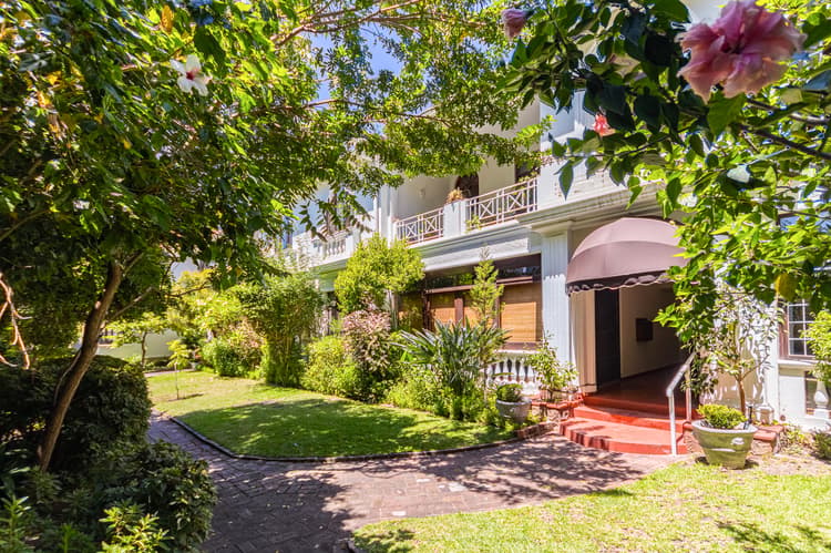 Main property image