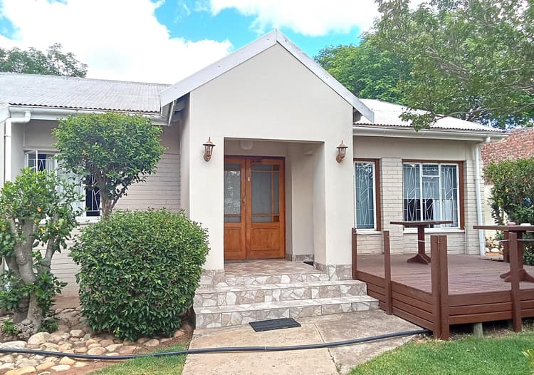 Main property image