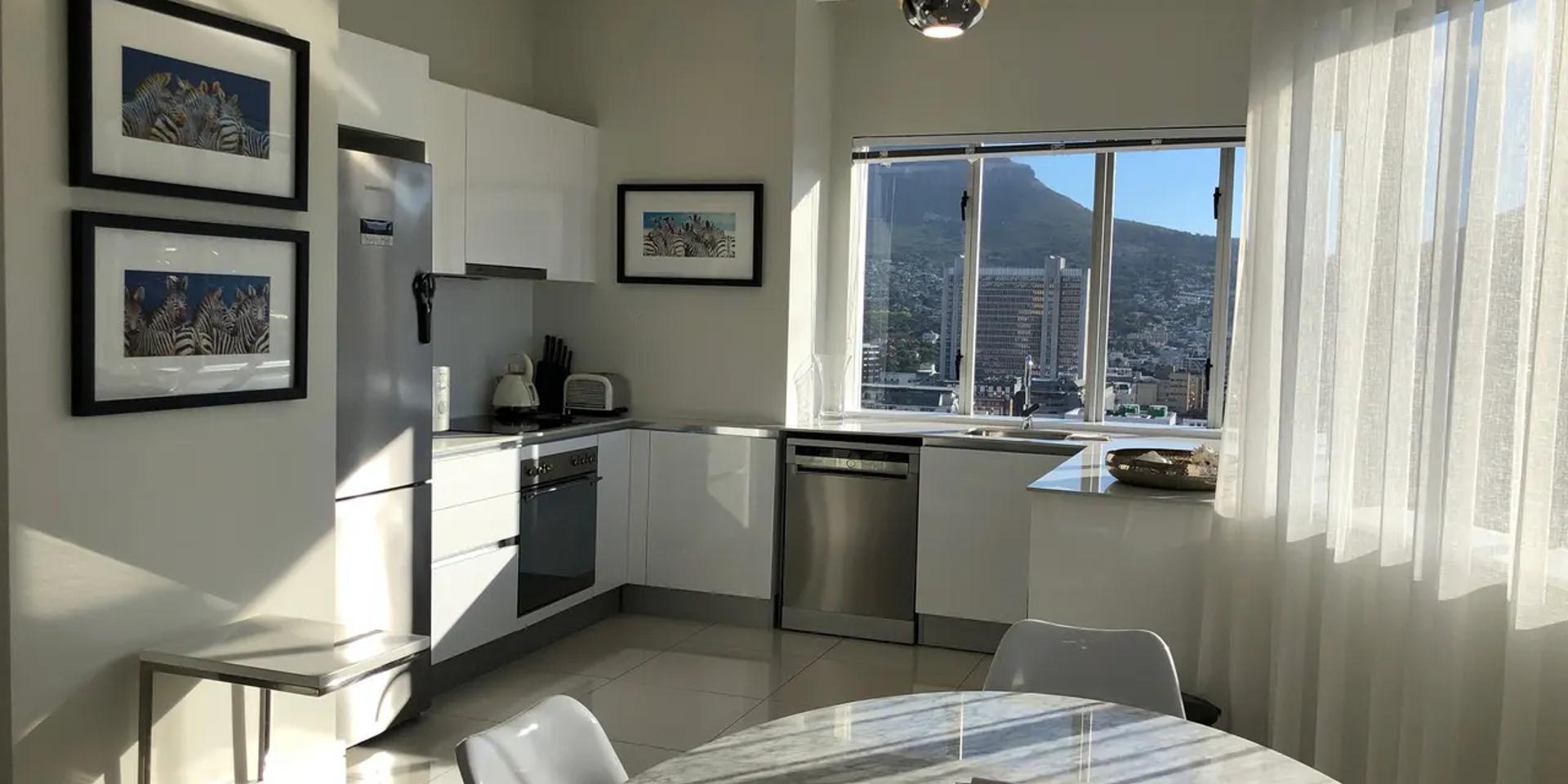 Image 2 of 6