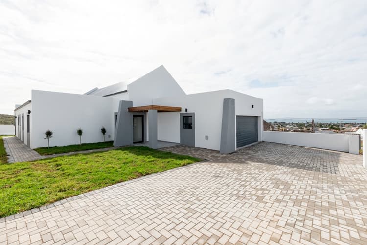 Main property image