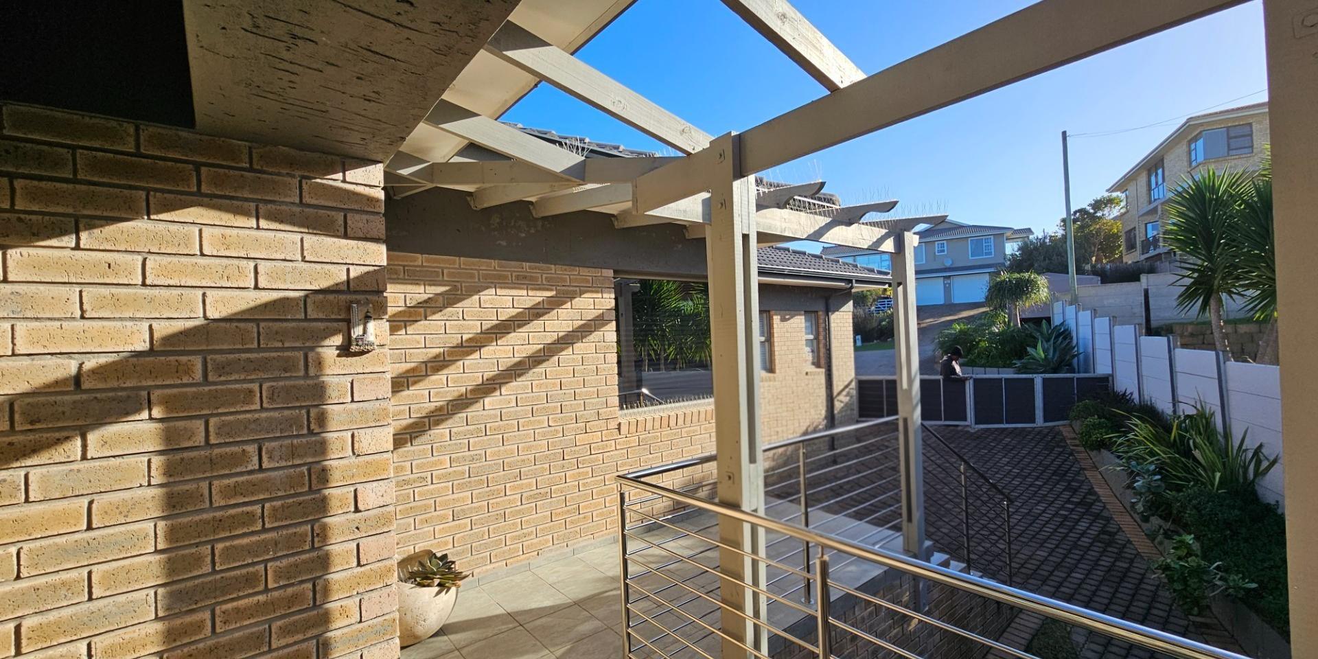 Image 4 of 6