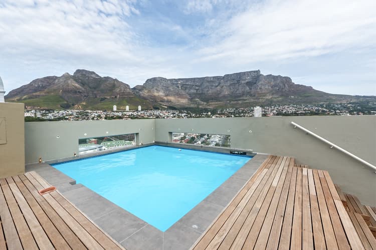 Main property image