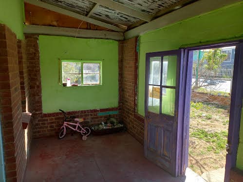 Image 5 of 6