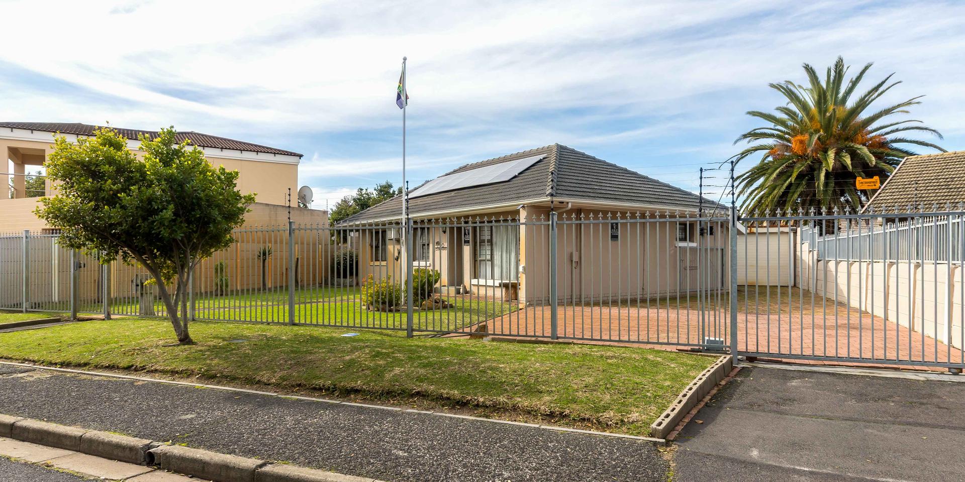 Image 1 of 6
