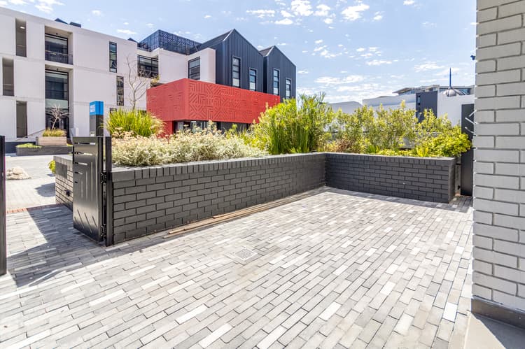 Main property image