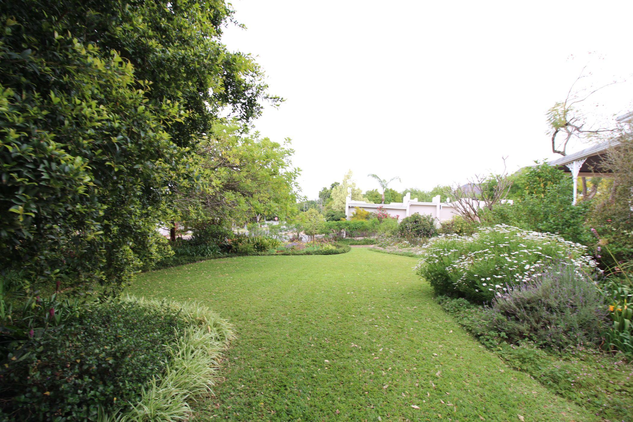 Image 4 of 6