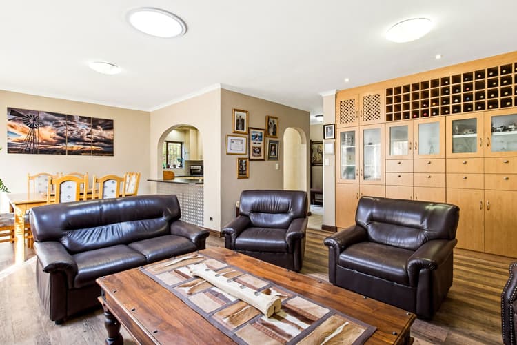 Main property image